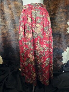 Susan Bristol Red and Green Floral Waistband Skirt